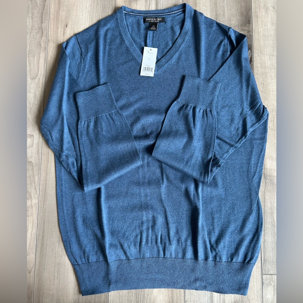 Banana Republic Luxury Blend V-Neck Sweater